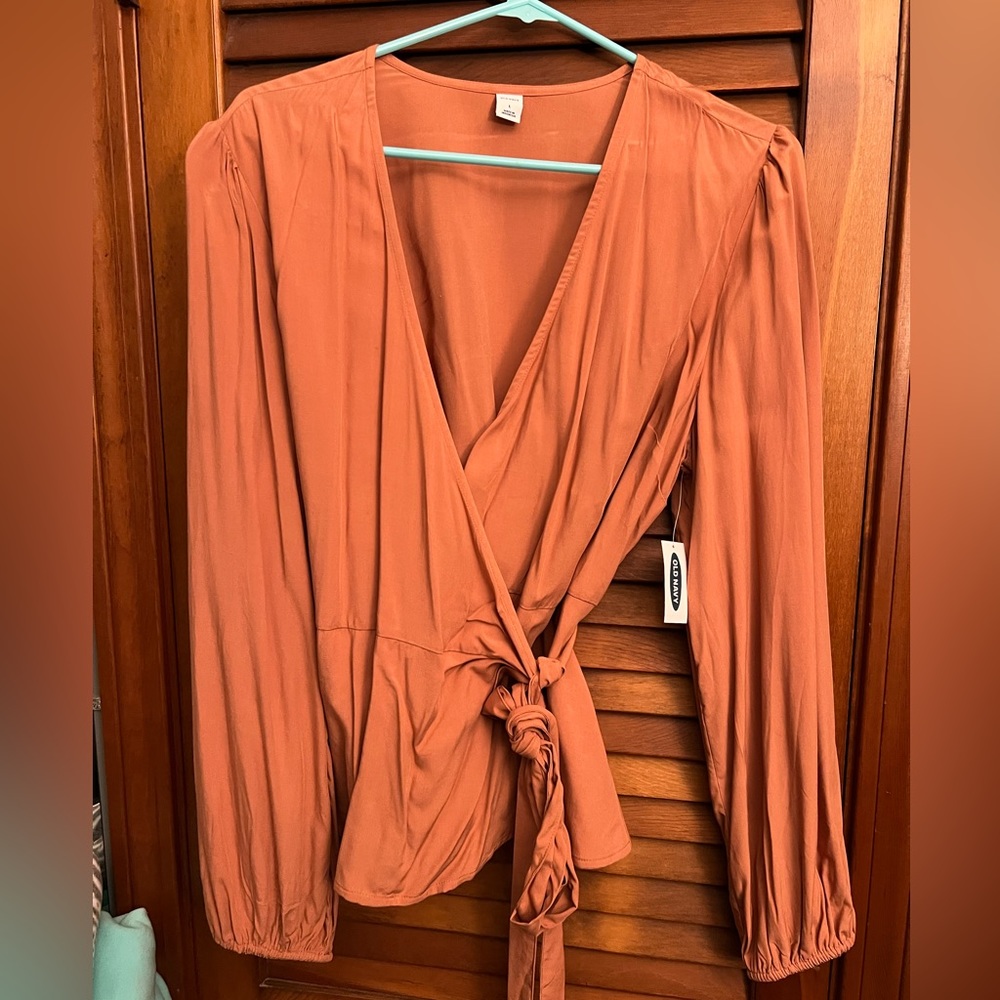 NWT wrap around shirt